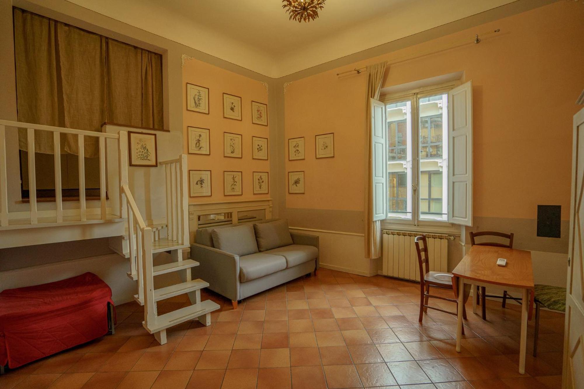 Tranquil Suite Near Museums And Train Station Florença Exterior foto